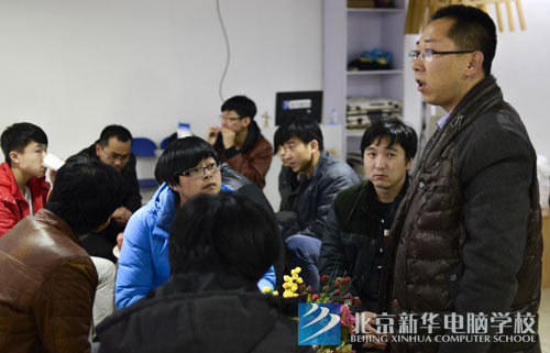 岳主管表扬了大家的思想创新