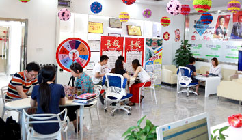 秋季学籍补录火热现场
