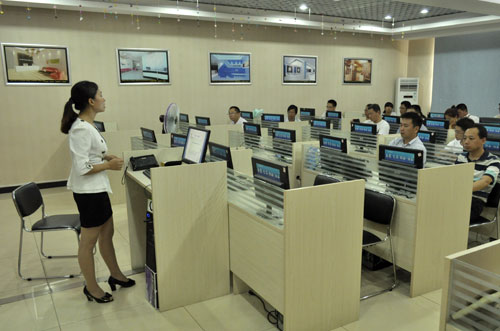 导师进课堂 师生都受益-北京新华电脑学校